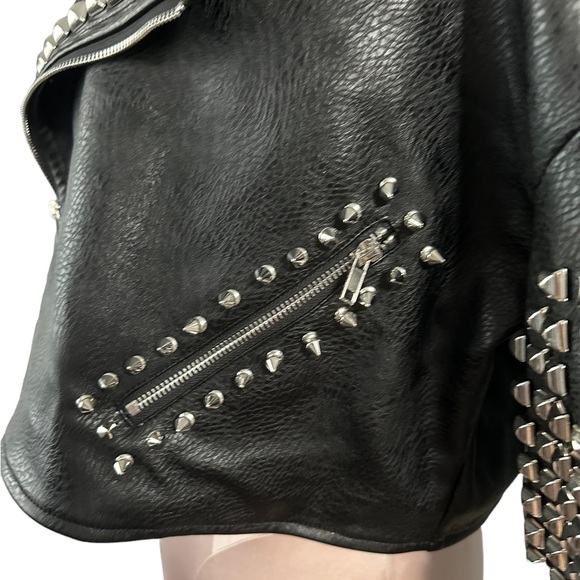 Azalea Wang Essential Moto black studded vegan leather jacket in 1X. NWOT. - Picture 5 of 16